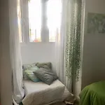 Habitacion Con Smart Tv En Piso Compartido Con Bano Privado O Compartido Malaga Sol